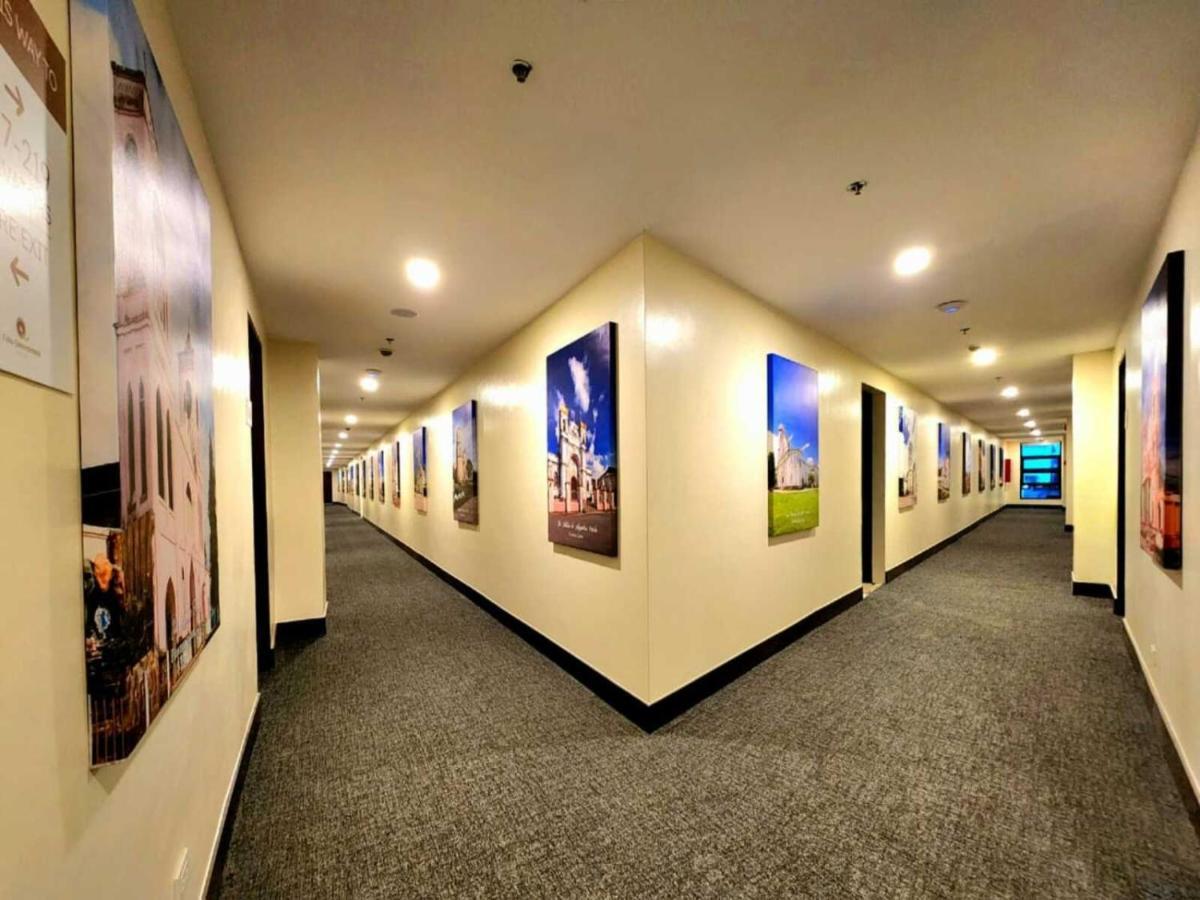 Cebu Quincentennial Hotel Exterior photo